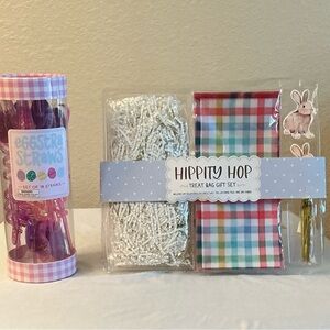 Hippity Hop Gift Set with 24 Plaid Bags, Tags, Ties & Cellophane & 18 Straws
